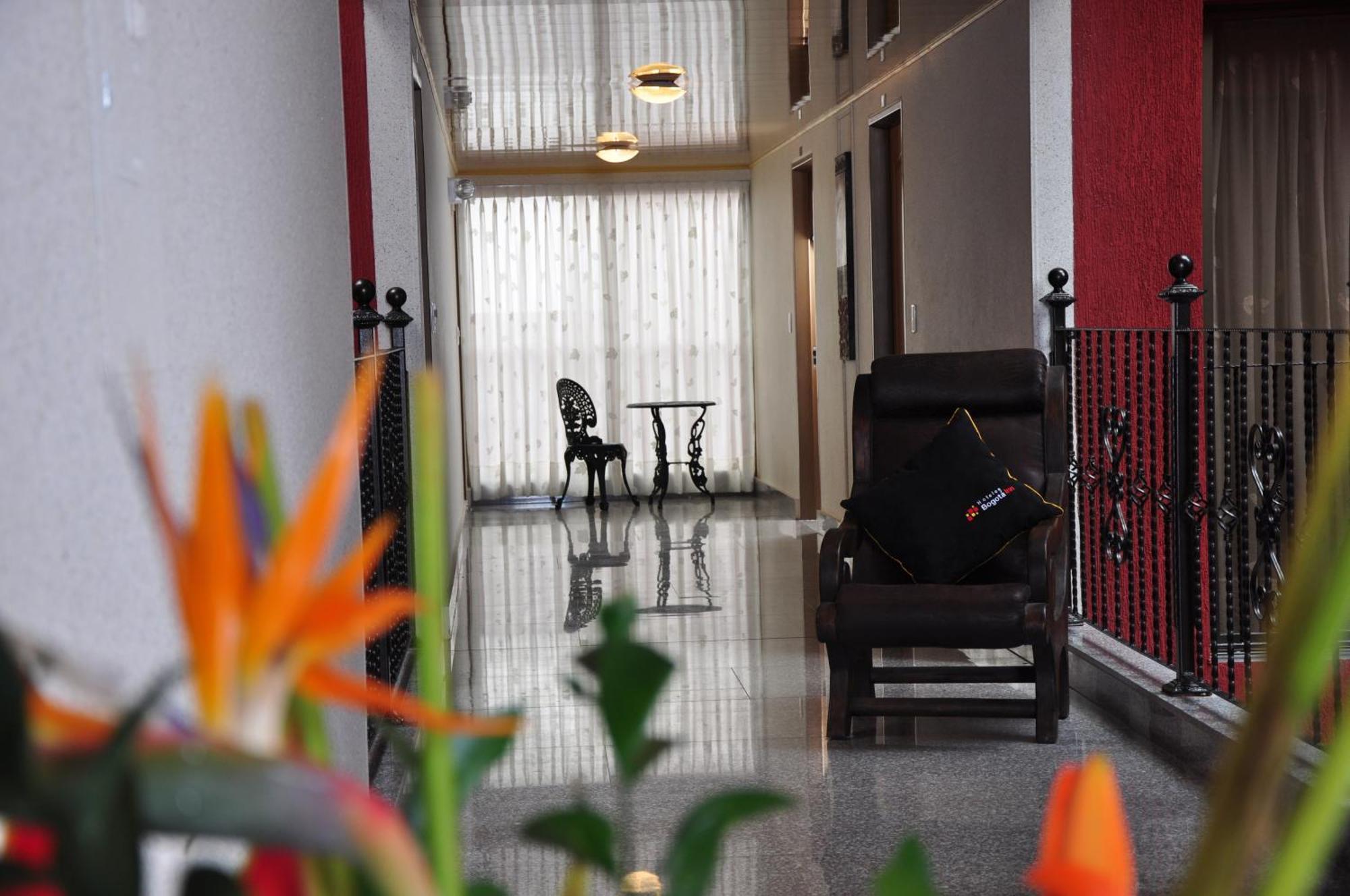 Hoteles Bogota Inn La Soledad Eksteriør bilde